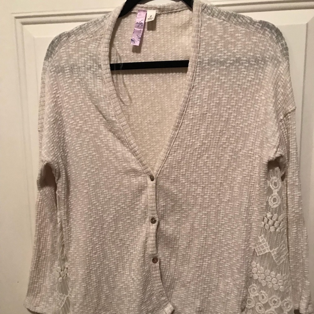 Cardigan/Sweater - Picture 2 of 2